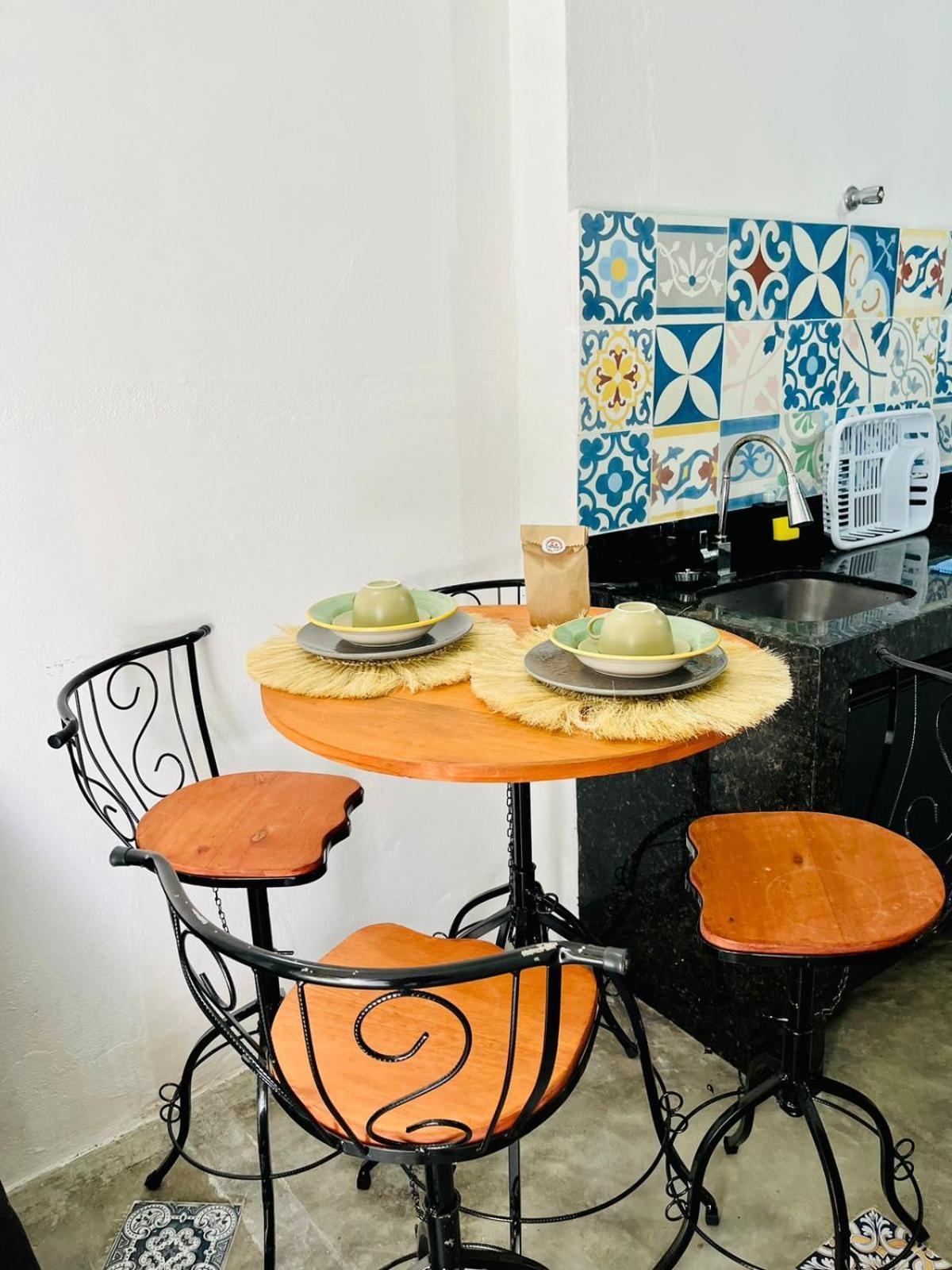 Casinha Flor, Vila Florescer, Centro Historico! 皮拉尼亚斯 外观 照片