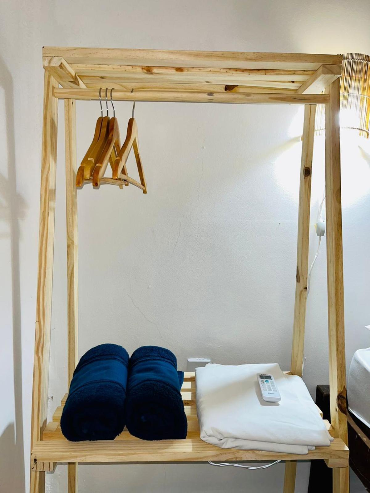 Casinha Flor, Vila Florescer, Centro Historico! 皮拉尼亚斯 外观 照片