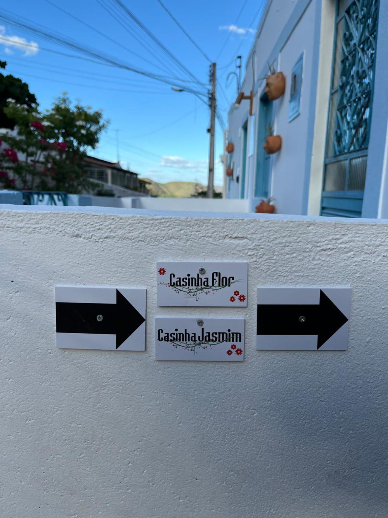 Casinha Flor, Vila Florescer, Centro Historico! 皮拉尼亚斯 外观 照片